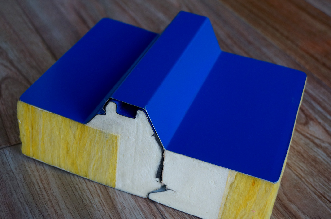 玻璃絲棉屋面板